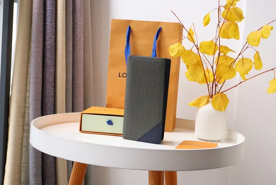 ルイ・ヴィトン(LOUIS VUITTON) メンズ ロングウォレット ロングタイプ|新品 011B3F99の商品画像