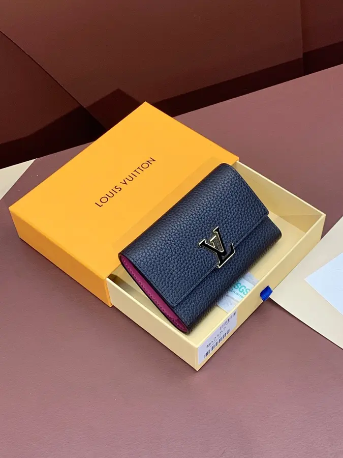 ルイ・ヴィトン（LOUIS VUITTON） ミニ財布 コンパクト レディース｜新品 029C8171