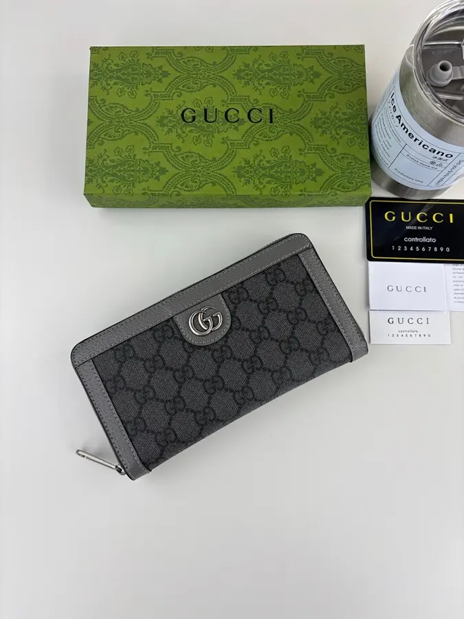 グッチ（GUCCI） 長財布 収納しやすい レディース｜新品 031284FB