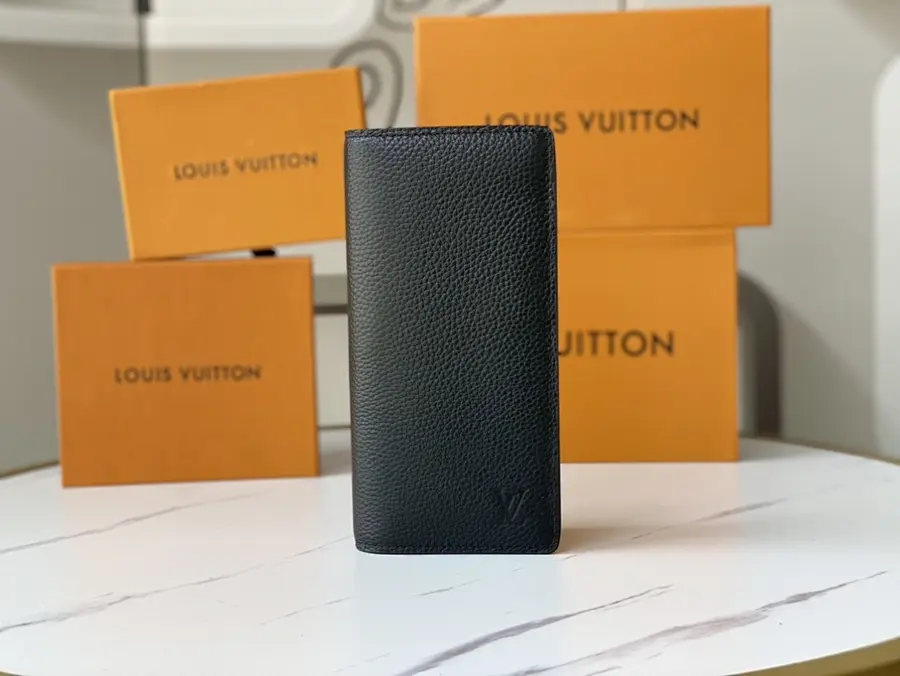 ルイ・ヴィトン（LOUIS VUITTON） デイリー向け 財布 メンズ｜新品 0382873D