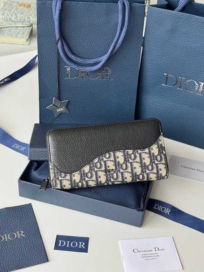 ディオール（DIOR） レザー ロングウォレット メンズ｜新品 041ABF47