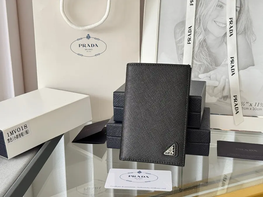 PRADA プラダ（PRADA） スリム カードケース メンズ｜新品 042E9B2A