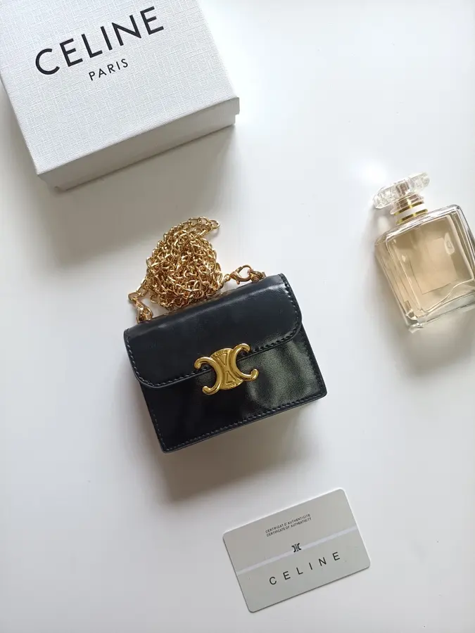 セリーヌ（CELINE） 名刺入れ トリオンフ レディース｜新品 04F853ACの商品画像
