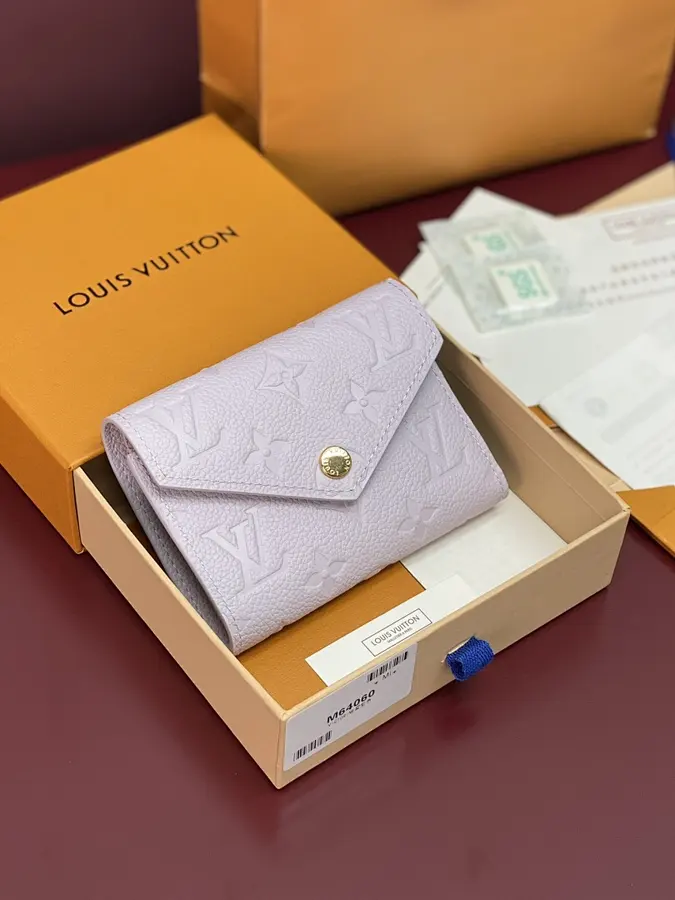 ルイ・ヴィトン（LOUIS VUITTON） ミニ財布 コンパクト レディース｜新品 06174939の商品画像