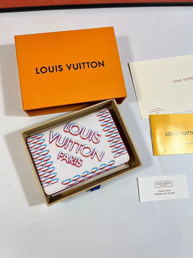 ルイ・ヴィトン（LOUIS VUITTON） ミニ財布 新品 レディース レザー｜0620E00E