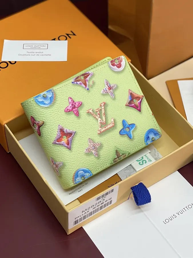 ルイ・ヴィトン（LOUIS VUITTON） レディース ミニ財布 コンパクト｜新品 0939A415