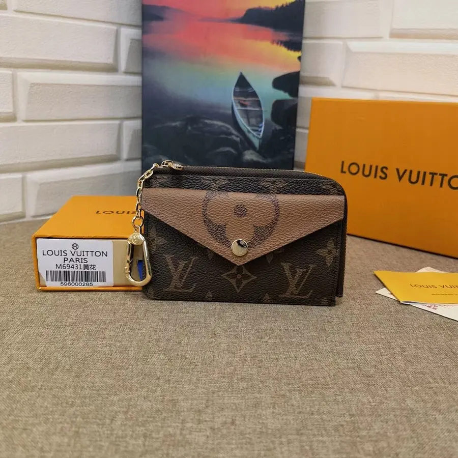 LOUIS VUITTON ルイ・ヴィトン（LOUIS VUITTON） コンパクト カードケース レディース｜新品 0C18232D
