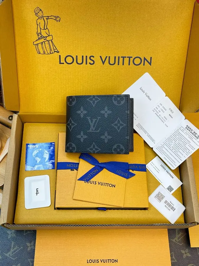 LOUIS VUITTON ルイ・ヴィトン（LOUIS VUITTON） ミニ財布 持ち歩きやすい メンズ｜新品 0CA77CC9