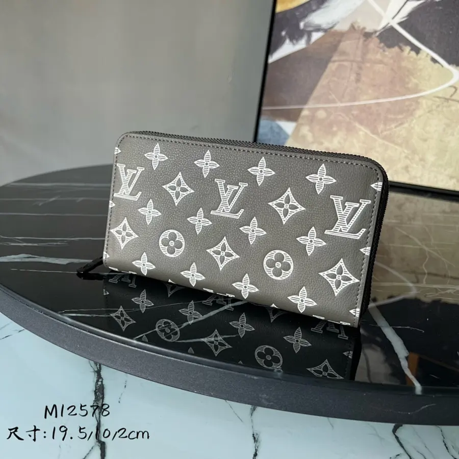 ルイ・ヴィトン（LOUIS VUITTON） ロングウォレット 新品 レディース レザー｜0D113AD0の商品画像