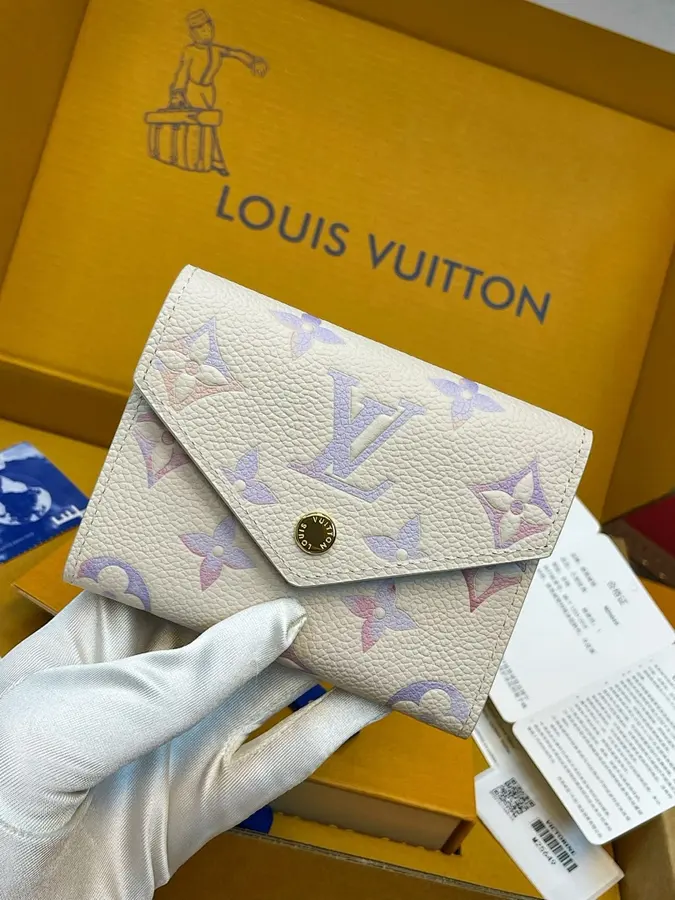 ルイ・ヴィトン（LOUIS VUITTON） メンズ コンパクト財布 レザー｜新品 0E3A41D5
