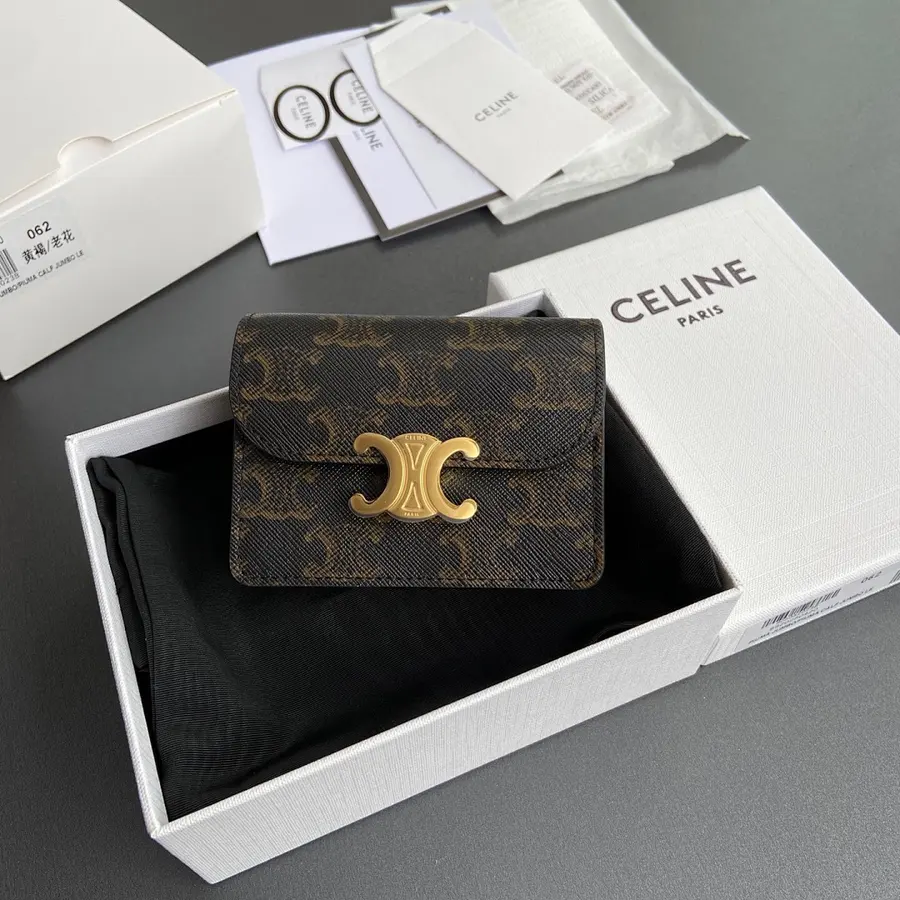 セリーヌ（CELINE） レディース カードケース スリム｜新品 0F1E19B5