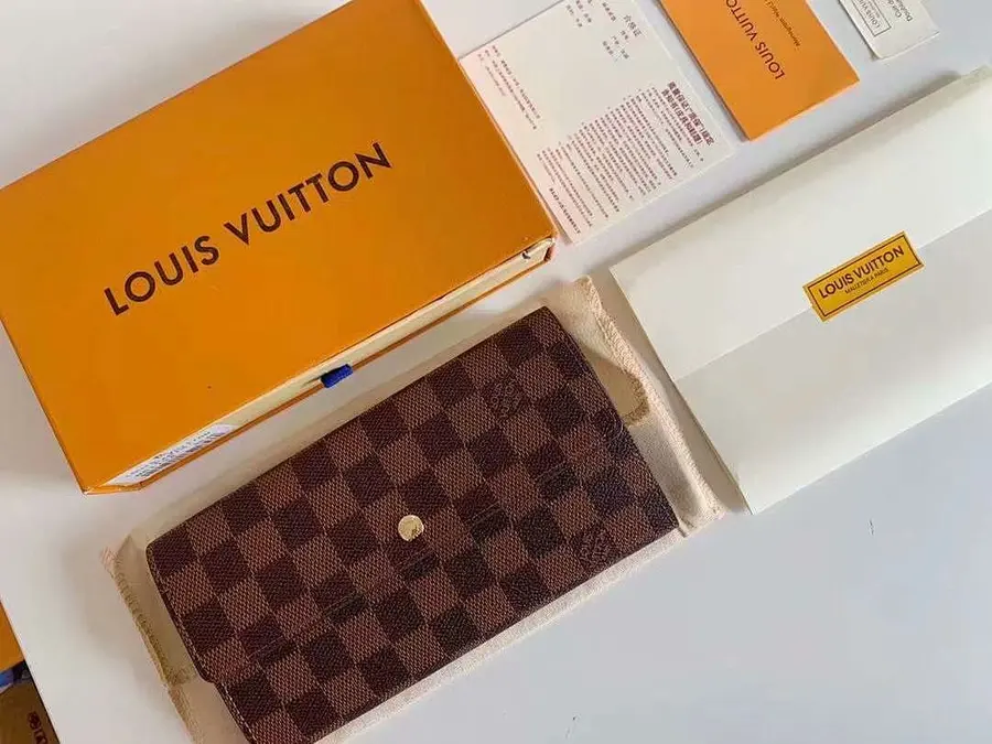 ルイ・ヴィトン（LOUIS VUITTON） ロングウォレット ロングタイプ レディース｜新品 0FEE2570
