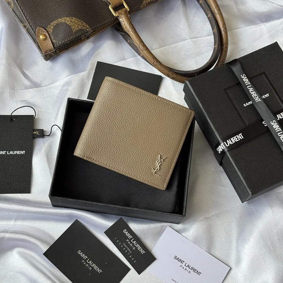 サンローラン（SAINT LAURENT） コンパクト財布 新品 メンズ レザー｜11EB0B60