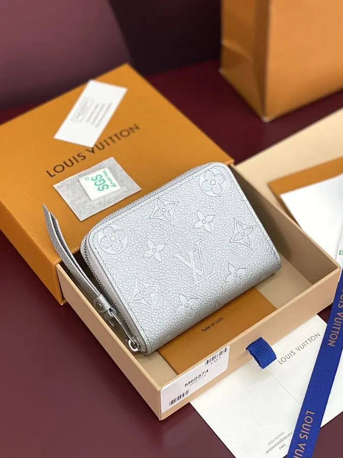 ルイ・ヴィトン（LOUIS VUITTON） レザー コインケース レディース｜新品 13371B93