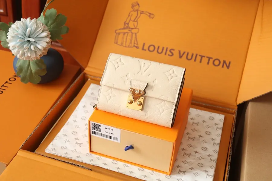 ルイ・ヴィトン（LOUIS VUITTON） レディース ミニ財布 コンパクト｜新品 1476B07C