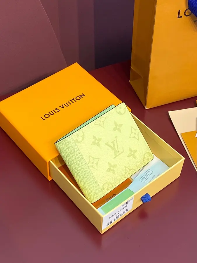 ルイ・ヴィトン（LOUIS VUITTON） ミニ財布 新品 レディース 持ち歩きやすい｜1685AC25
