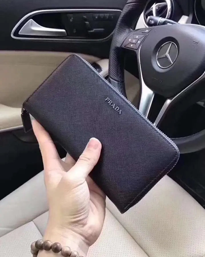 プラダ（PRADA） 財布 デイリー向け メンズ｜新品 17E0739B
