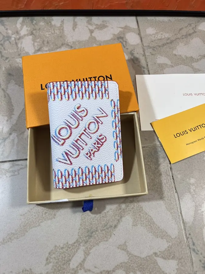 ルイ・ヴィトン(LOUIS VUITTON) レディース ミニ財布 コンパクト|新品 1C0F49C7の商品画像