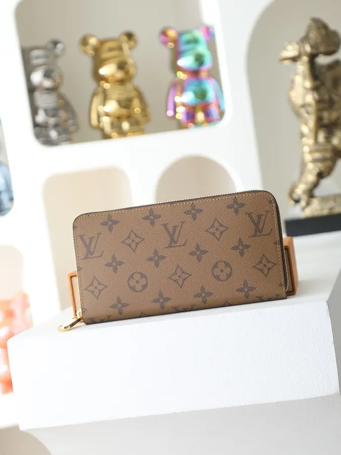 ルイ・ヴィトン（LOUIS VUITTON） ロングウォレット 収納しやすい レディース｜新品 1C9274E1