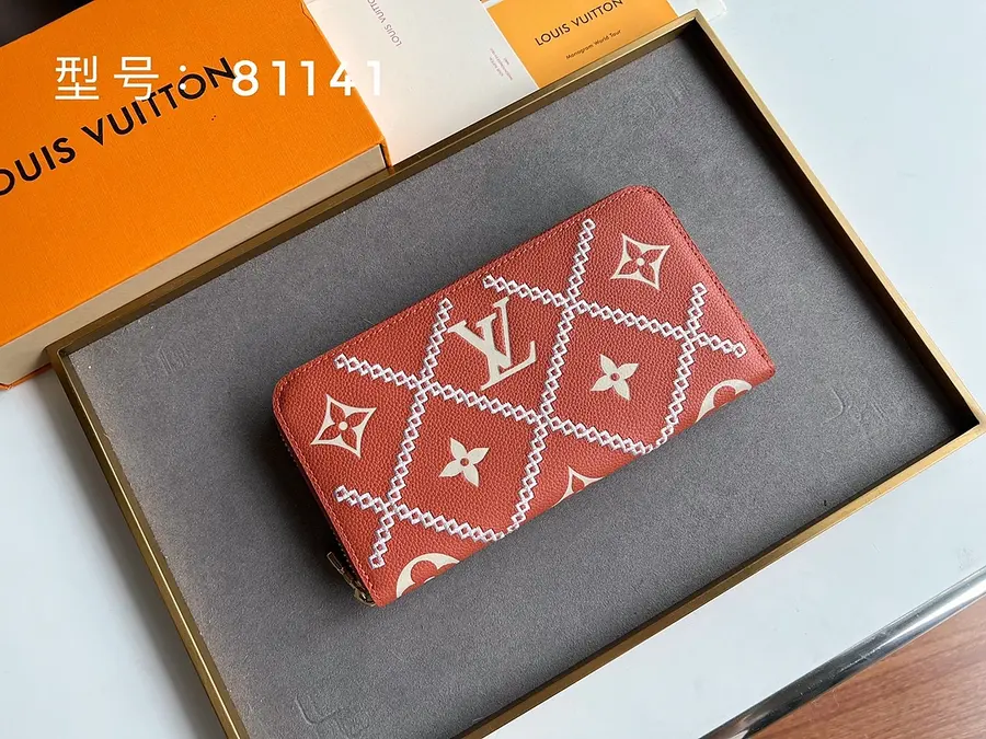 ルイ・ヴィトン(LOUIS VUITTON) ロングウォレット 新品 レディース 収納しやすい|1D4AC84Dの商品画像