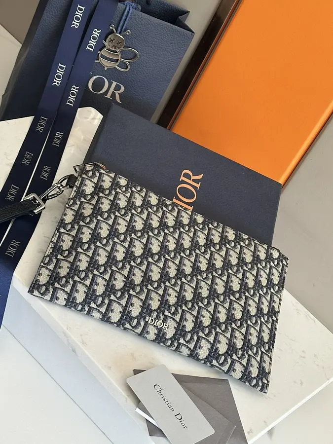 ディオール（DIOR） クラッチバッグ 手持ちタイプ メンズ｜新品 1E598C94