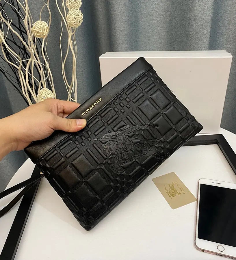バーバリー（BURBERRY） 手持ちタイプ クラッチバッグ メンズ｜新品 20F3317B
