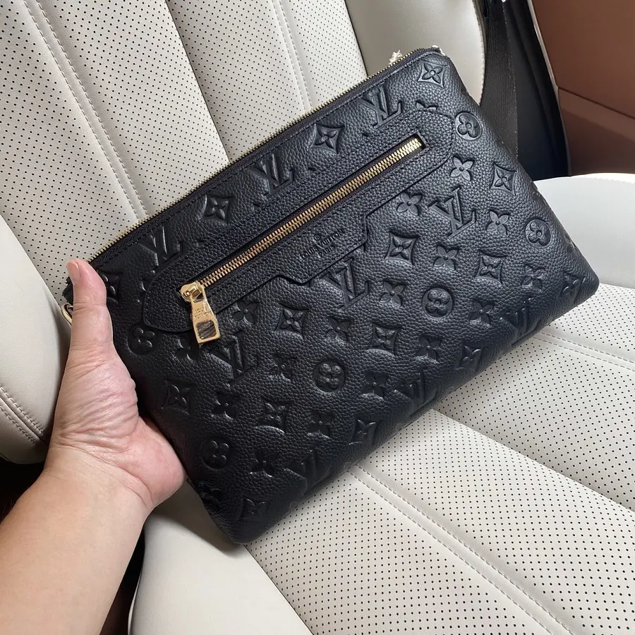 LOUIS VUITTON ルイ・ヴィトン(LOUIS VUITTON) メンズ クラッチバッグ レザー|新品 22410444