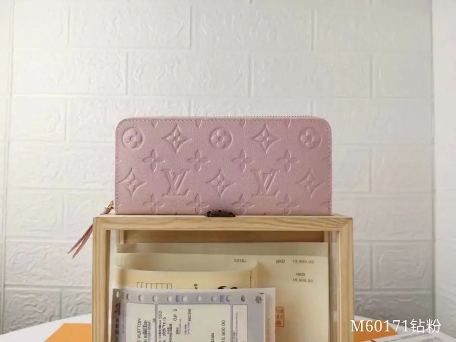 ルイ・ヴィトン（LOUIS VUITTON） レディース ロングウォレット レザー｜新品 26F5D8F6