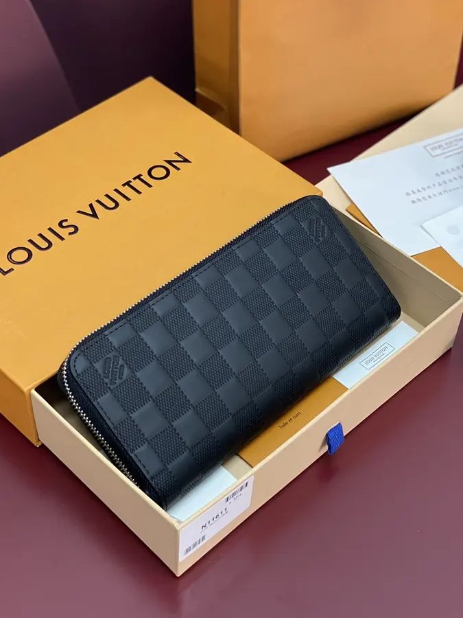 ルイ・ヴィトン（LOUIS VUITTON） ロングウォレット 新品 メンズ レザー｜27EC6CDA
