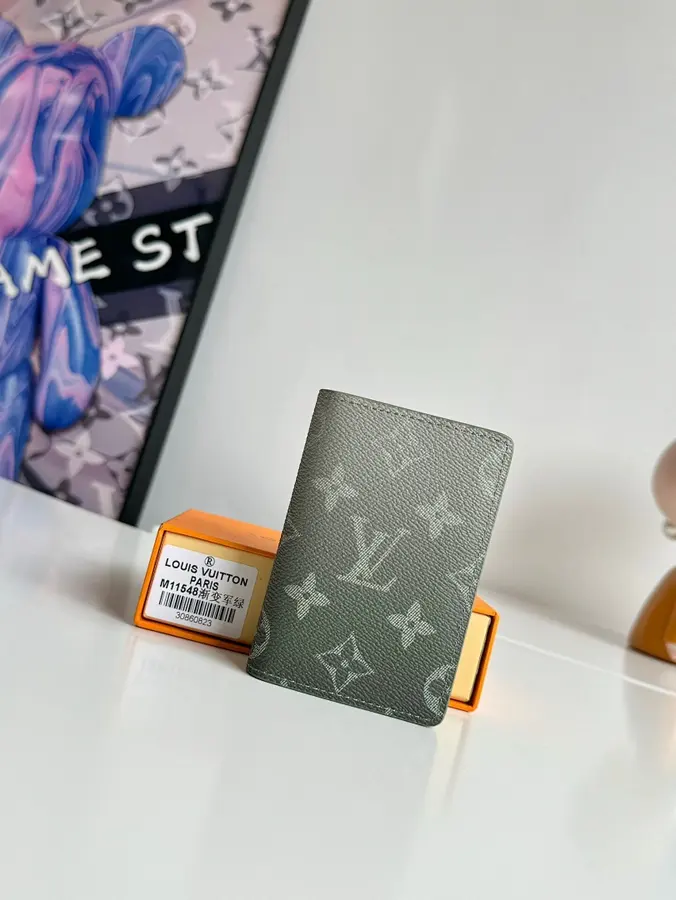 ルイ・ヴィトン（LOUIS VUITTON） コンパクト財布 新品 メンズ コンパクト｜29541FA0