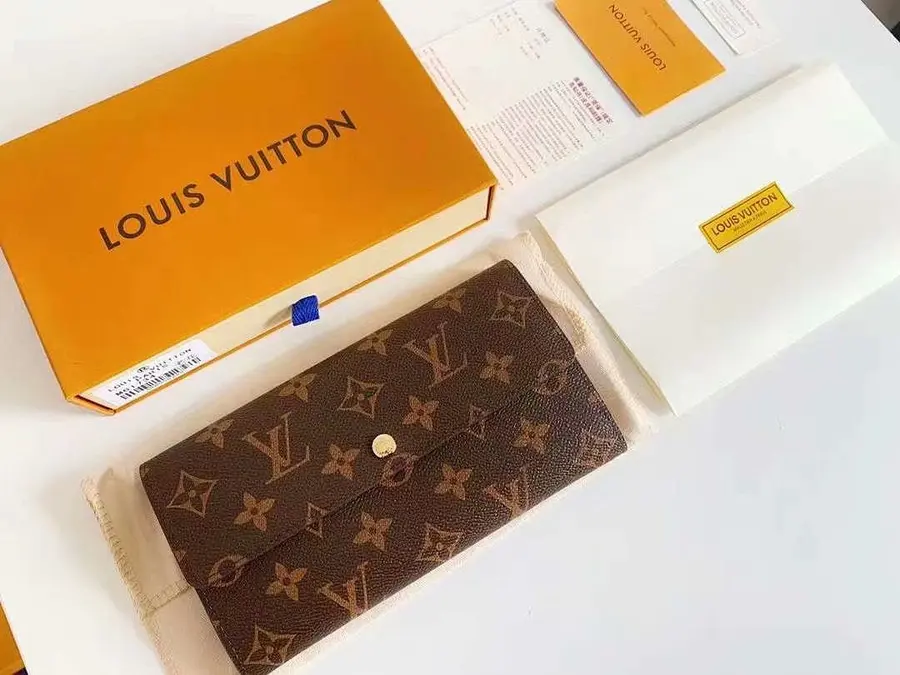 ルイ・ヴィトン（LOUIS VUITTON） ロングウォレット レザー レディース｜新品 29E24217