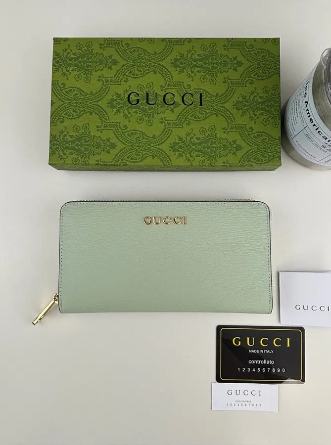 グッチ（GUCCI） ロングウォレット 新品 レディース 収納しやすい｜2C560C13