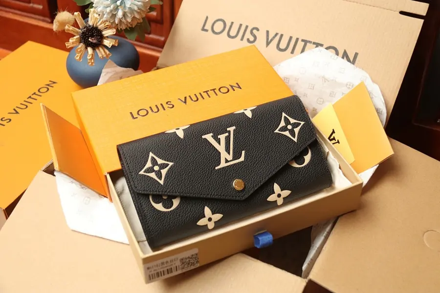 ルイ・ヴィトン（LOUIS VUITTON） ロングタイプ ロングウォレット レディース｜新品 315B0704