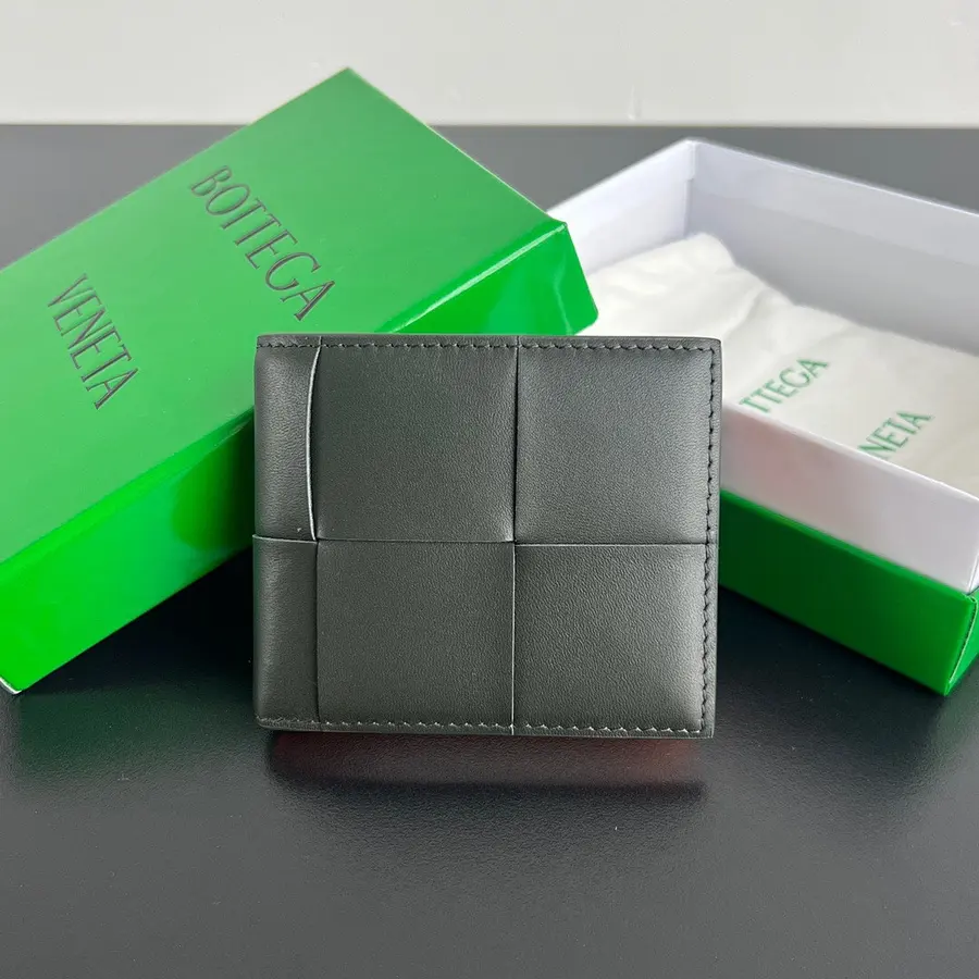 ボッテガ・ヴェネタ（BOTTEGA VENETA） レザー 財布 メンズ｜新品 32896E4C