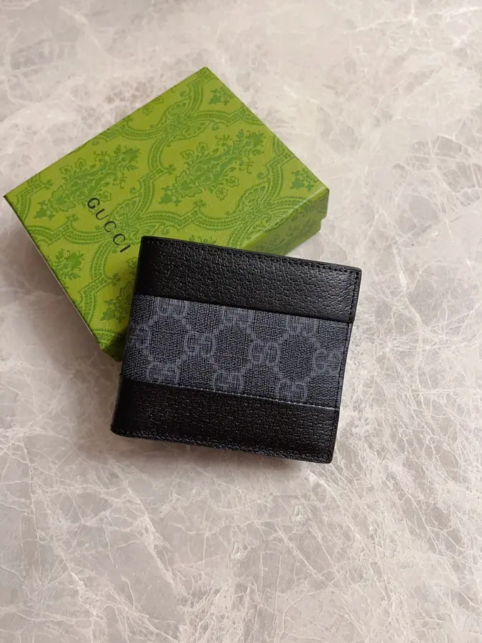 グッチ(GUCCI) ミニ財布 新品 メンズ レザー|32ADBE94の商品画像