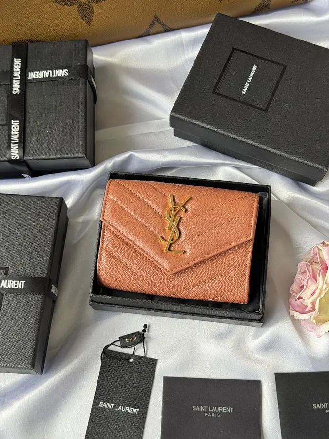 SAINT LAURENT サンローラン（SAINT LAURENT） レディース 財布 デイリー向け｜新品 33E83018