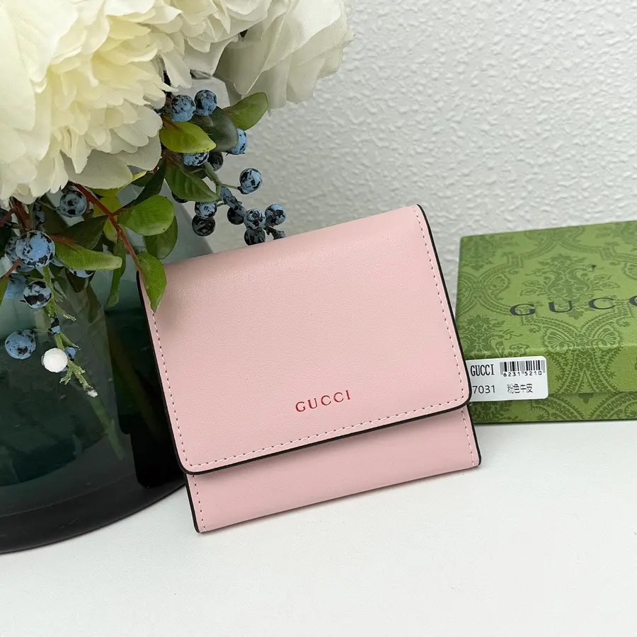 グッチ(GUCCI) ミニ財布 新品 レディース 持ち歩きやすい|33F96596の商品画像
