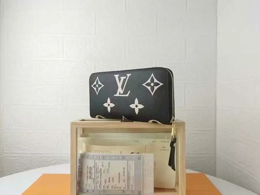 ルイ・ヴィトン（LOUIS VUITTON） ロングウォレット 新品 レディース レザー｜364674D5