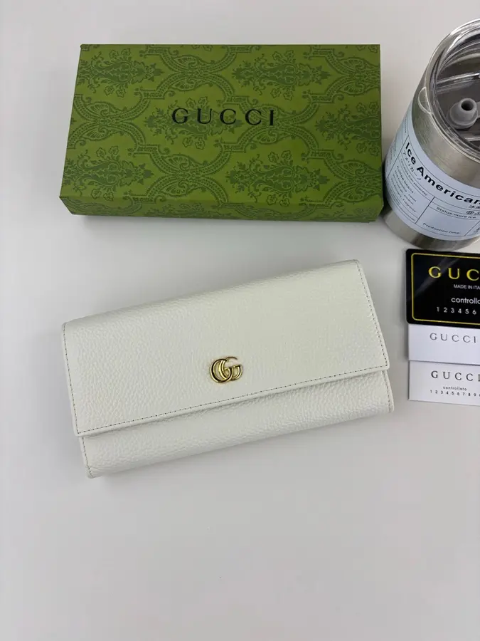 グッチ（GUCCI） ロングウォレット レザー レディース｜新品 368F9F3F