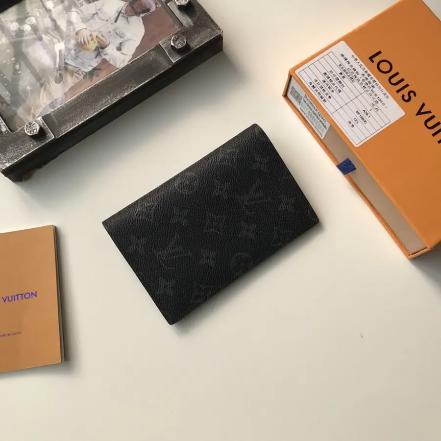 ルイ・ヴィトン（LOUIS VUITTON） カードケース 新品 レディース レザー｜377F7B8Dの商品画像