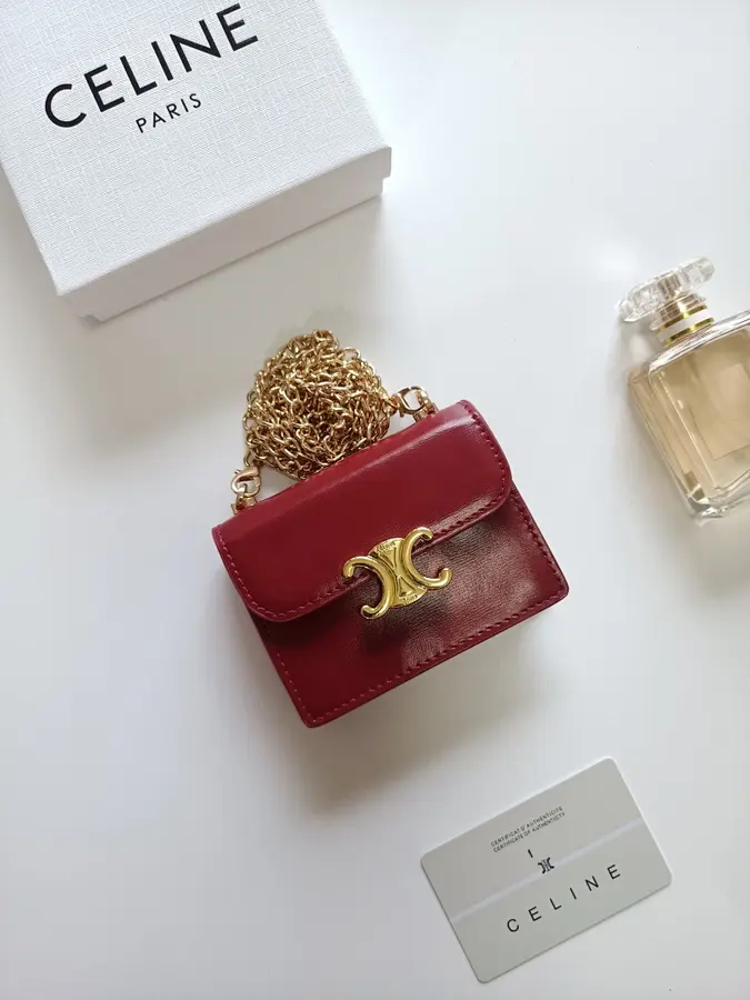 セリーヌ（CELINE） 名刺入れ トリオンフ レディース｜新品 37A72833