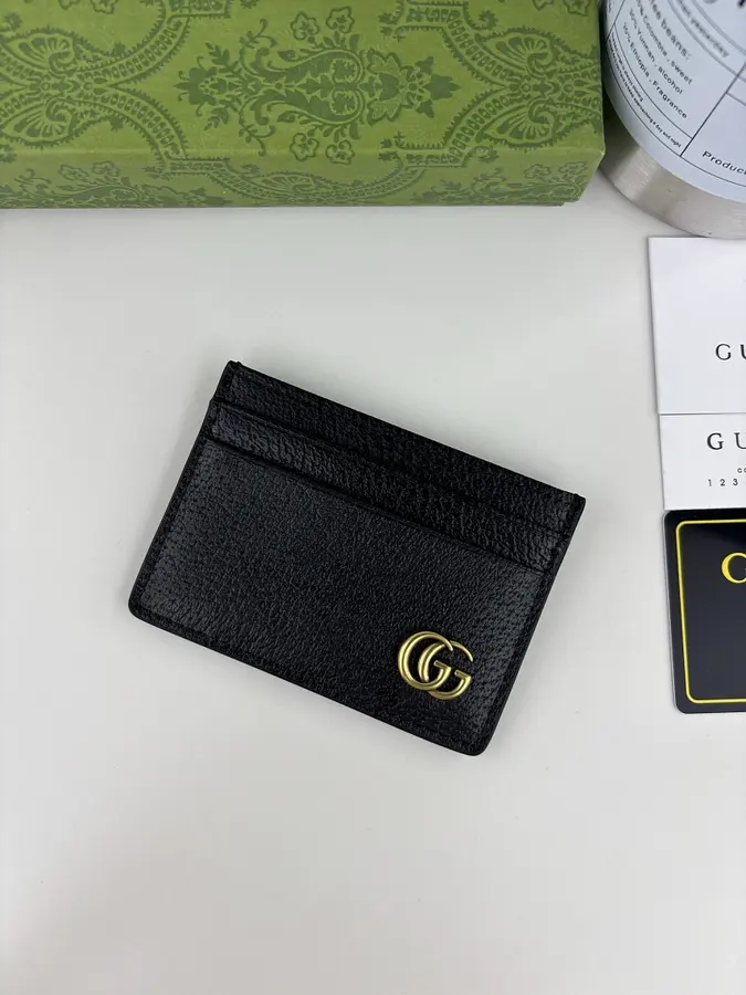 グッチ(GUCCI) カードホルダー レザー 男女兼用|新品 38CAB2E0の商品画像
