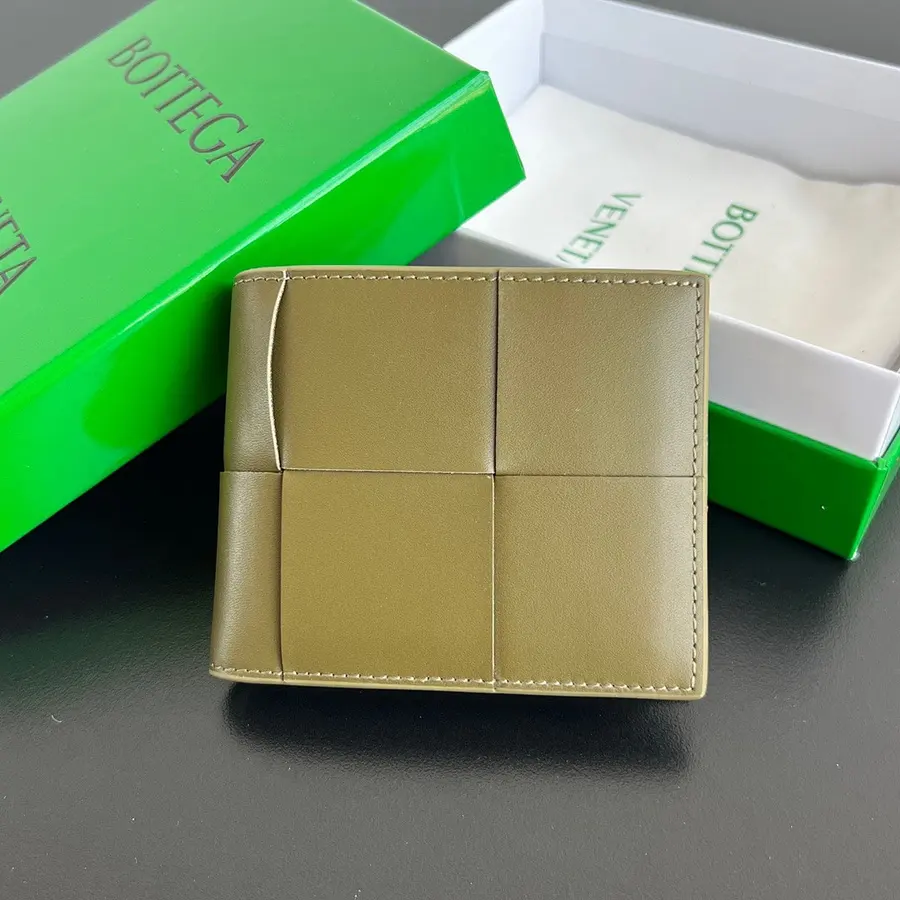 ボッテガ・ヴェネタ（BOTTEGA VENETA） 小銭入れ イントレチャート メンズ｜新品 38D81EB6