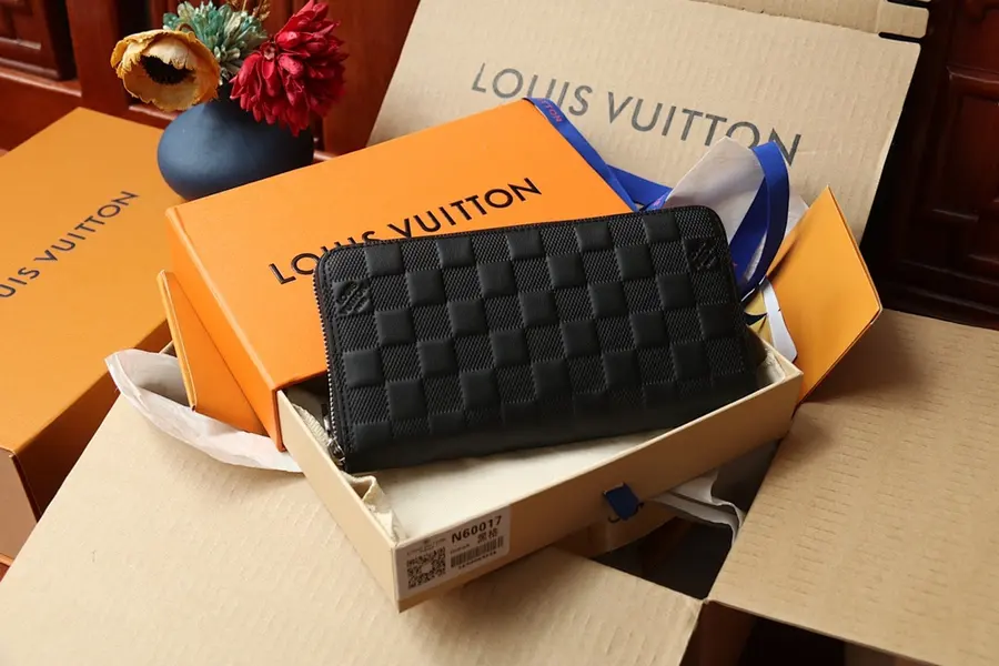 ルイ・ヴィトン(LOUIS VUITTON) メンズ ロングウォレット 収納しやすい|新品 3F6768A1の商品画像