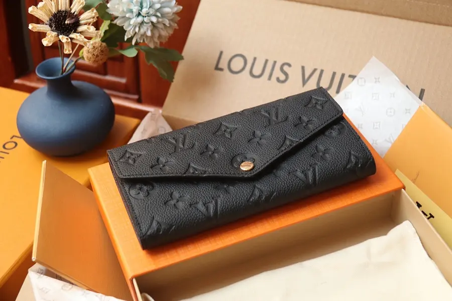 ルイ・ヴィトン(LOUIS VUITTON) レザー ロングウォレット レディース|新品 4246961Cの商品画像