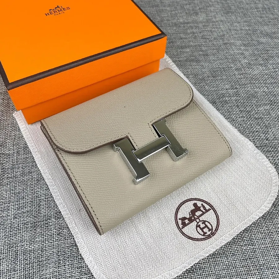 エルメス(HERMÈS) コンパクト コンパクト財布 レディース|新品 430120A3の商品画像