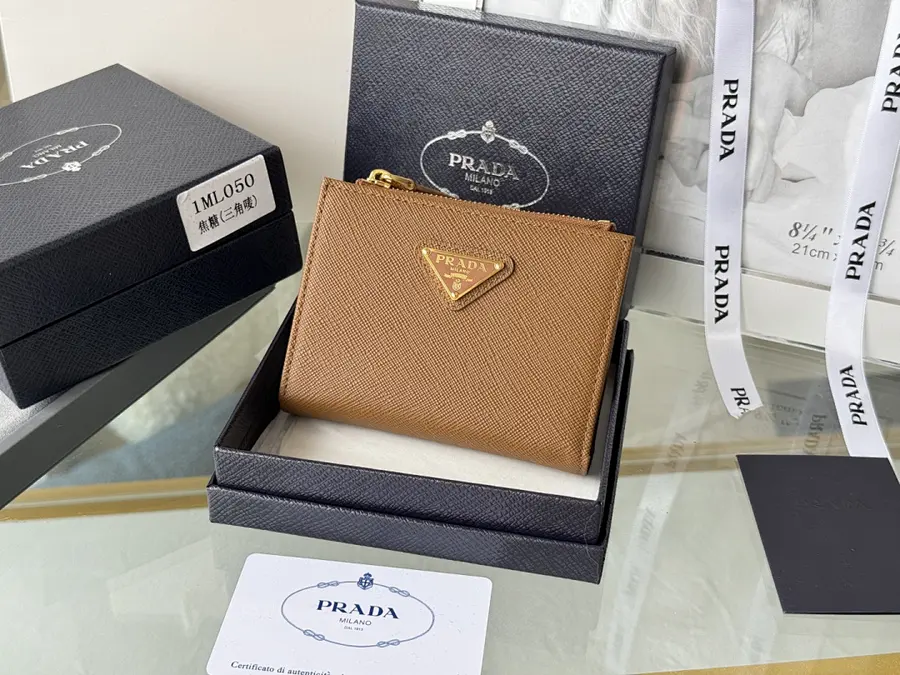 PRADA プラダ（PRADA） ミニ財布 新品 レディース コンパクト｜43A71914