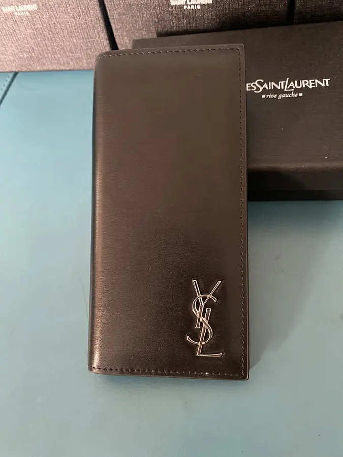 サンローラン（SAINT LAURENT） レザー 長財布 メンズ｜新品 472EA8C3の商品画像