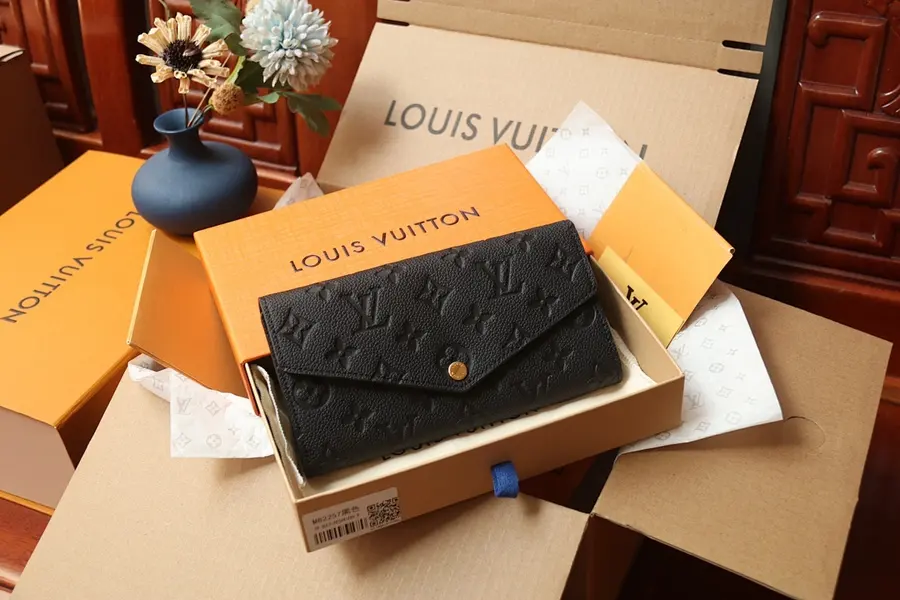 ルイ・ヴィトン(LOUIS VUITTON) ロングタイプ 長財布 レディース|新品 47DB923Bの商品画像