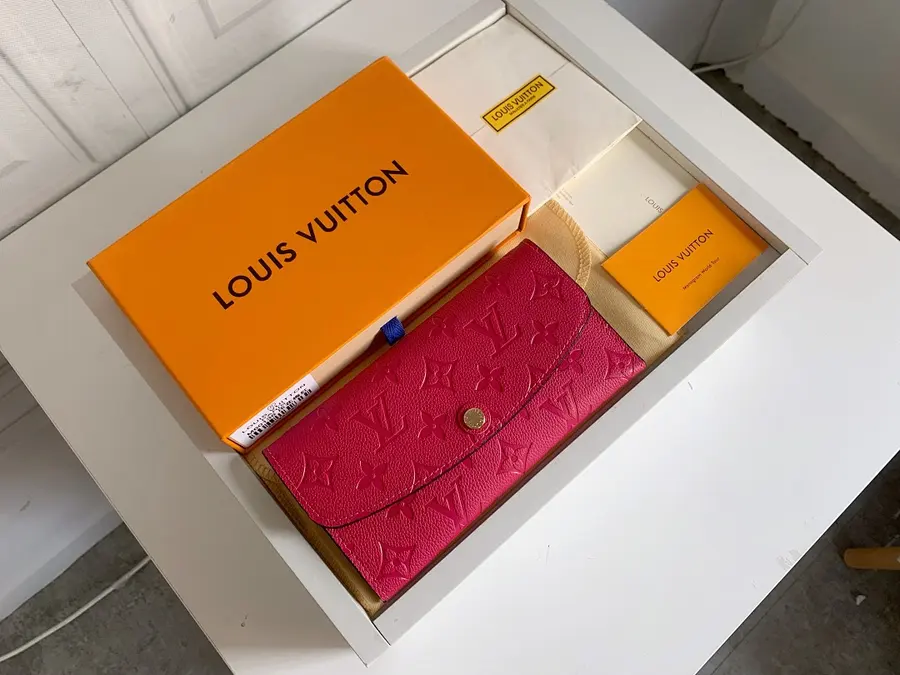 ルイ・ヴィトン(LOUIS VUITTON) 財布 デイリー向け レディース|新品 49A33B9Cの商品画像